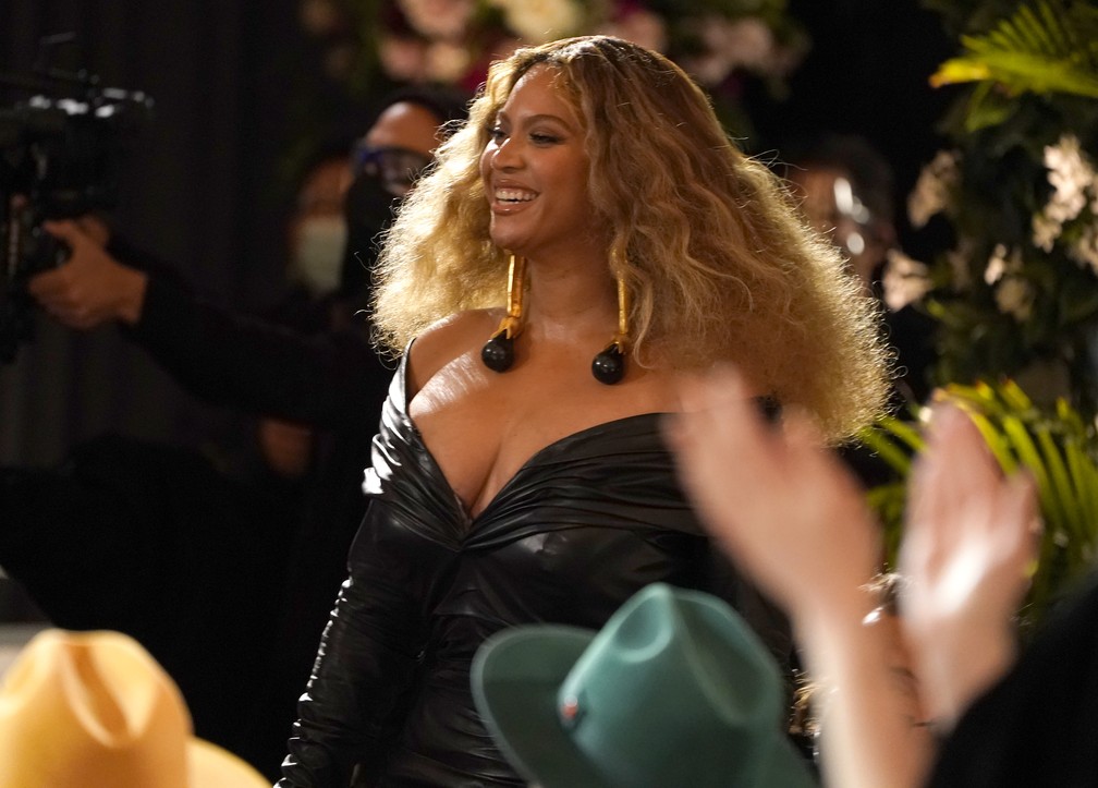 Beyoncé no Grammy 2021 — Foto: AP Photo/Chris Pizzello